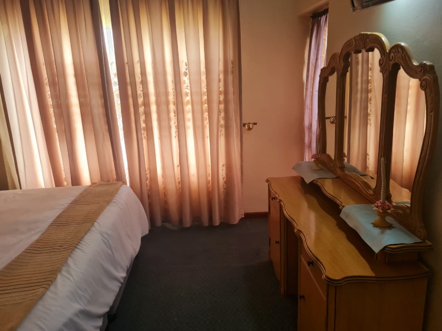 Commercial Property for Sale in Lindequesdrif North West